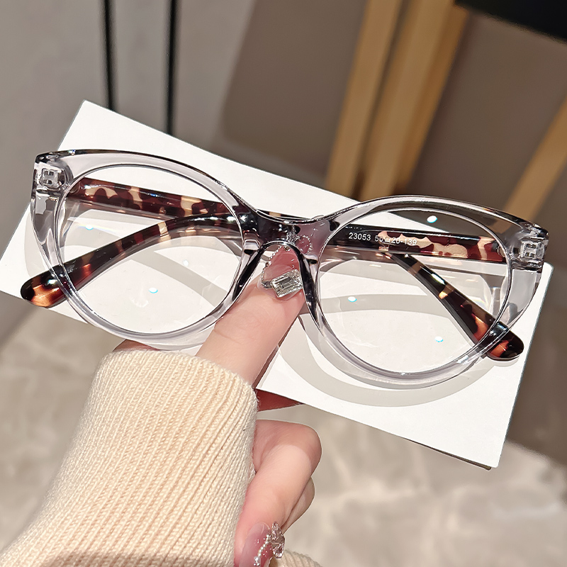 Photography Street - Fashionable and retro small-framed cat-eye anti-blue