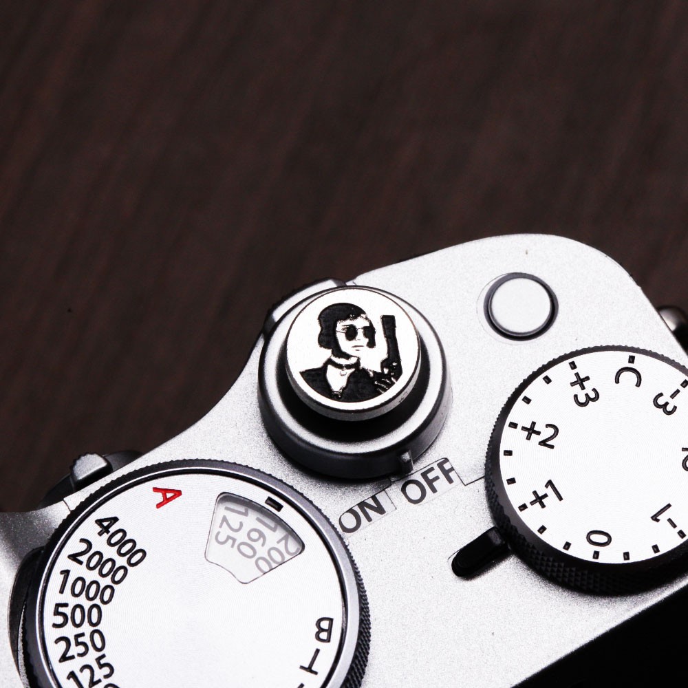 Camera Shutter Release Button  - đánh giá và giá Fujifilm Camera X-T5